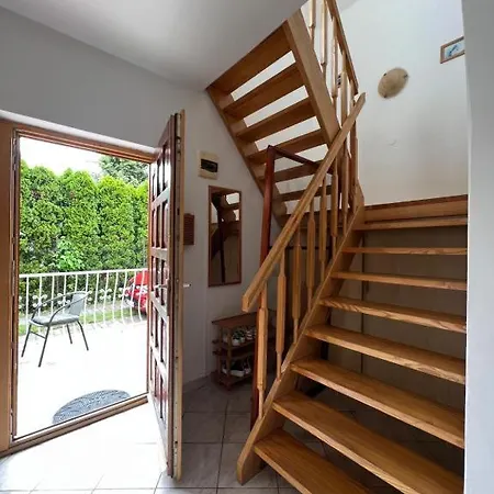 Apartment Balatonfenyves * Balatonfenyves